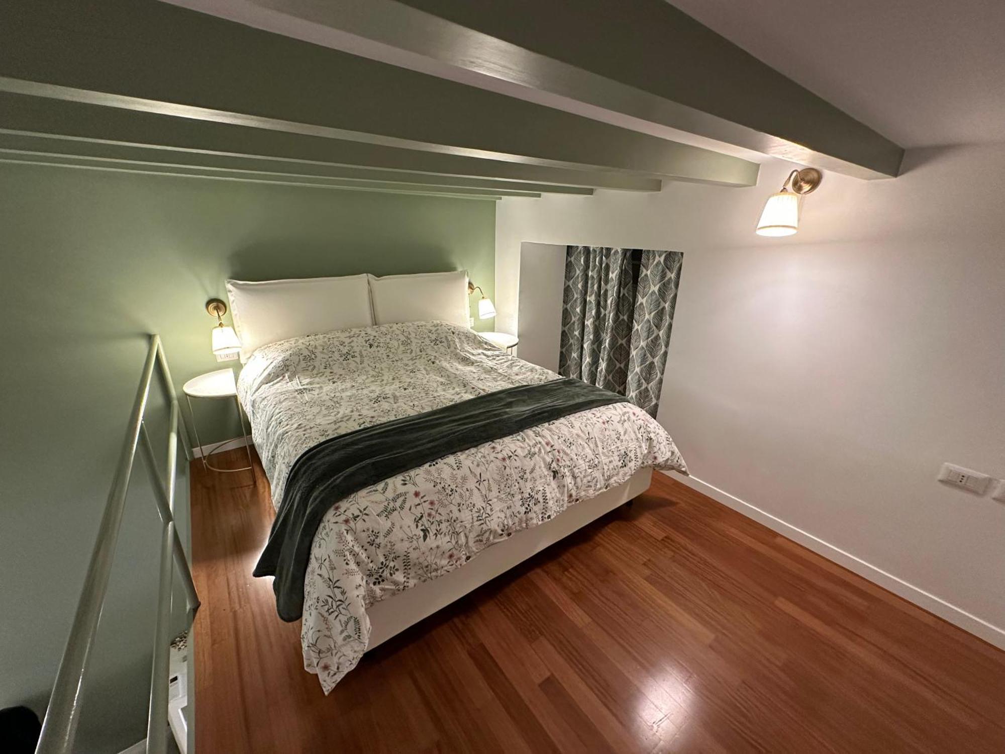 Flowers, A Cozy Suite In Milán Exteriér fotografie