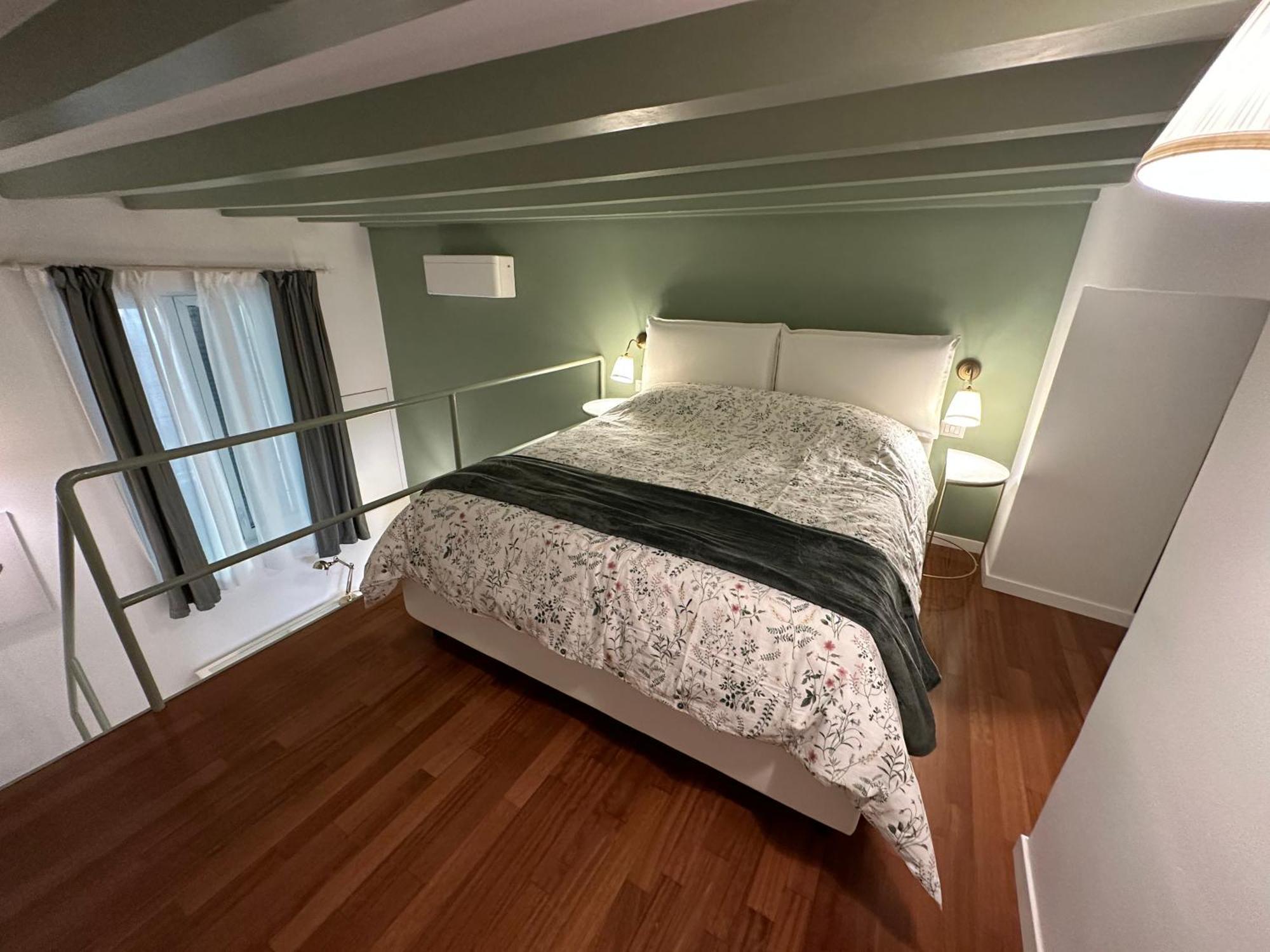 Flowers, A Cozy Suite In Milán Exteriér fotografie